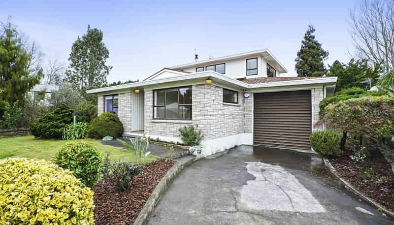 8 Bellwood Place, Chartwell