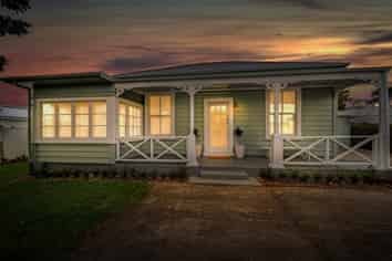 9 Mayfair Place, Westown