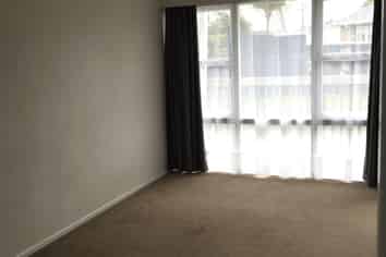 2/5a Wade Avenue, Onehunga