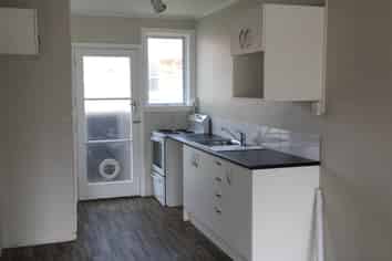 2/5a Wade Avenue, Onehunga