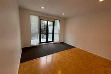 28/17 Lyon Avenue, Mount Albert