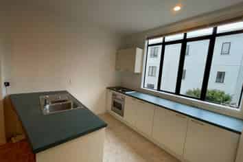 28/17 Lyon Avenue, Mount Albert