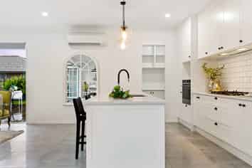 7 Aporo Drive, Kumeu