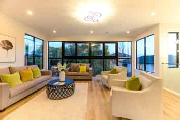 121D New Windsor Road, New Windsor