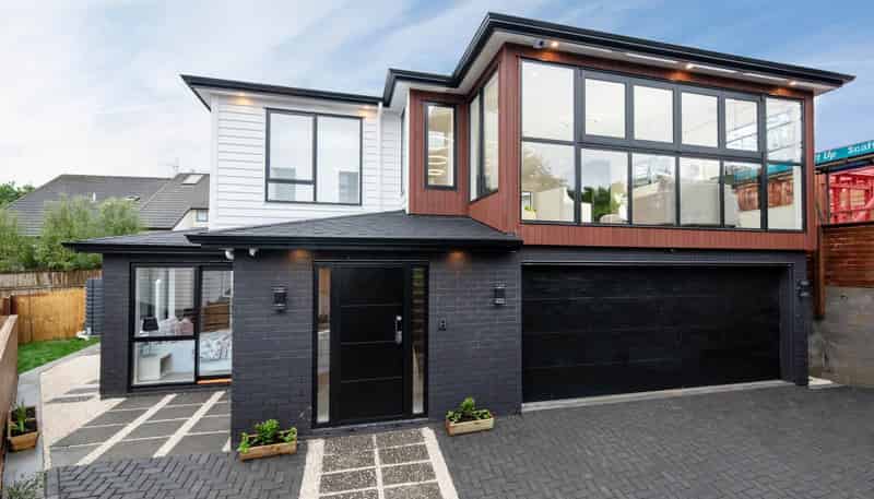 121D New Windsor Road, New Windsor