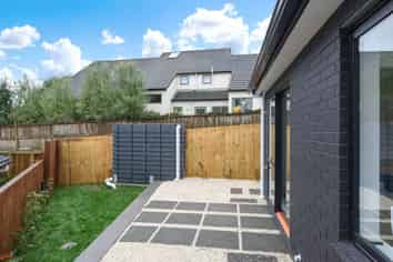 121D New Windsor Road, New Windsor