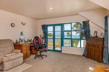 312 Hokianga Harbour Drive, Omapere