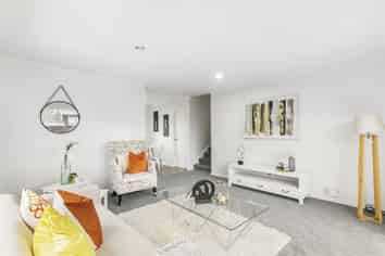 1/113 Spinella Drive, Glenfield