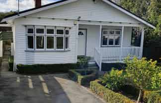 22 Chamberlain Road, Karori