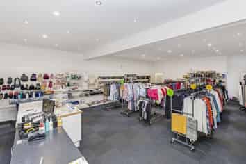 Mason's Drapery, Darfield