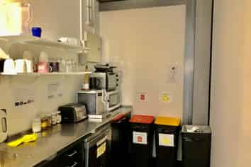 MODERN EDEN TERRACE OFFICE