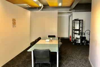 MODERN EDEN TERRACE OFFICE