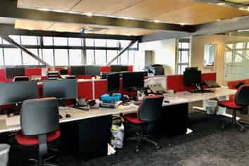 MODERN EDEN TERRACE OFFICE