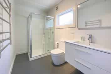 98 Kelly Street, Inglewood