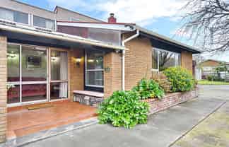 2/555 Cranford Street, Papanui