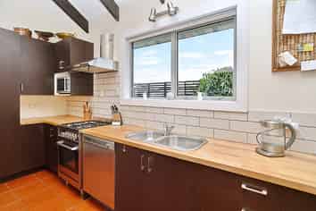 2/555 Cranford Street, Papanui