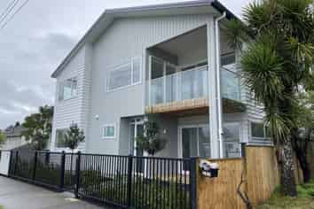 1/27 Dunkirk Road, Panmure