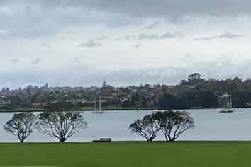 1/27 Dunkirk Road, Panmure