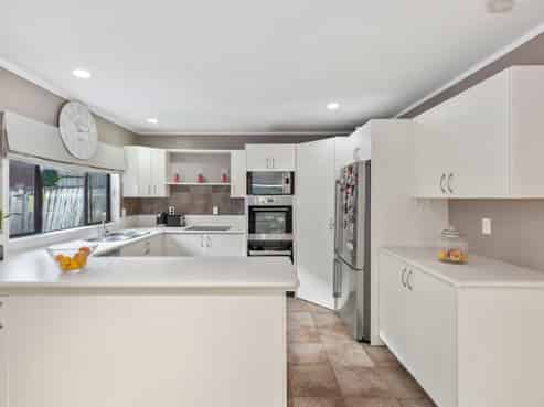 2/26 Centorian Drive, Windsor Park