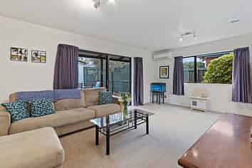 91 Jerrold Street North, Addington