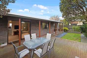 91 Jerrold Street North, Addington