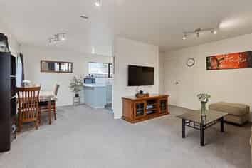 91 Jerrold Street North, Addington