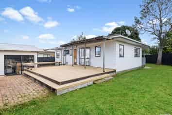 23 Silverstone Place, Henderson