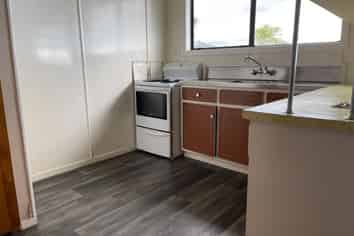 506 Upper Albert Street, Thames