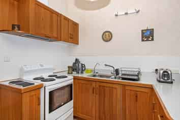 3/121 Kamo Road, Kensington