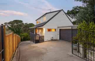 33A Stanley Road, Glenfield