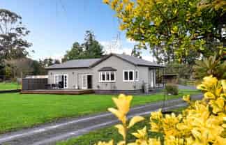 8 Lucien Place, Whitikahu