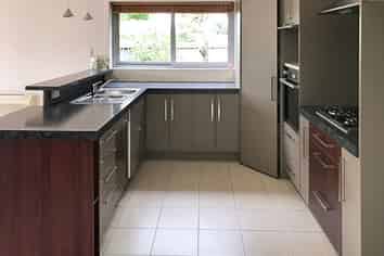 1 Rutherglen Avenue, Ilam