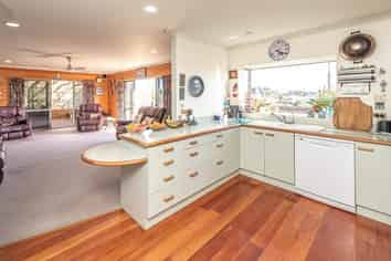 11 Gumtree Rise, Saint Johns Hill