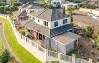 11 Gumtree Rise, Saint Johns Hill