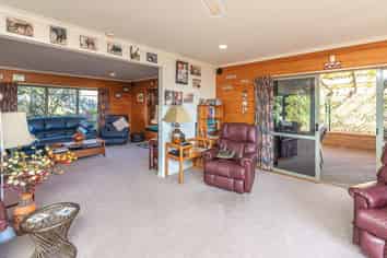 11 Gumtree Rise, Saint Johns Hill