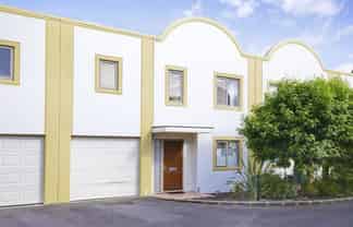 5/4 Ambrico Place, New Lynn