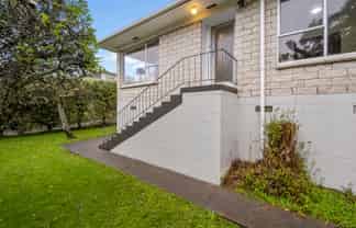 2/4 Yarra Place, Botany Downs