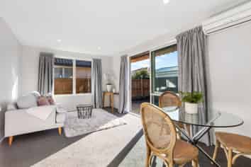 229C Main North Road, Redwood