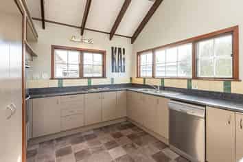 14 Lanark Crescent, Tamatea