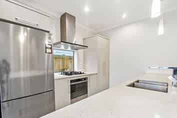 39 Costa Viva Crescent, Karaka