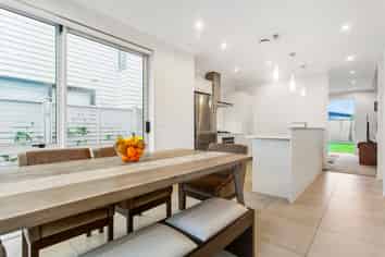 39 Costa Viva Crescent, Karaka