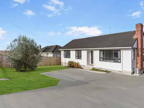 1 Kohekohe Street, New Lynn