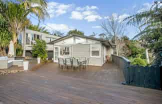 202 Verbena Road, Birkdale