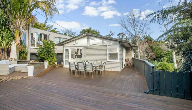 202 Verbena Road, Birkdale