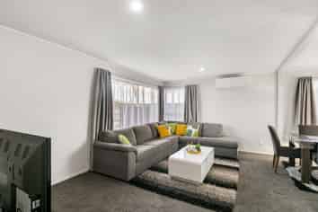 2 Kivell Close, Mangere East