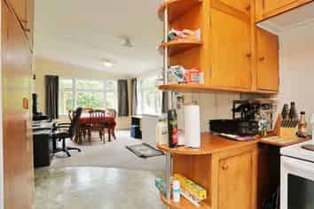 898 Bluff Highway, Clifton