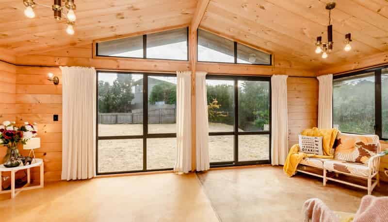 10 Toroa Road, Otaihanga