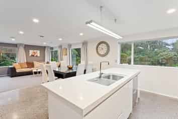 14 Verona Place, Stratford