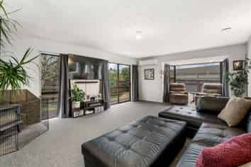 34 Arnold Grove, Paraparaumu Beach