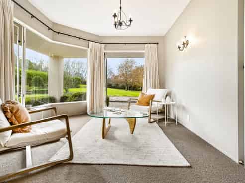 246 State Highway 16, Kumeu